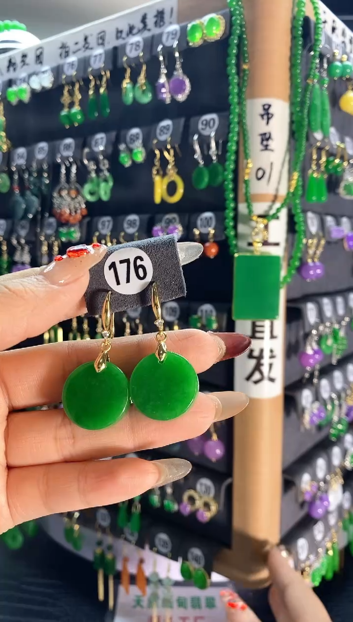 【闪购商品】翡翠耳饰银S925镶嵌176..