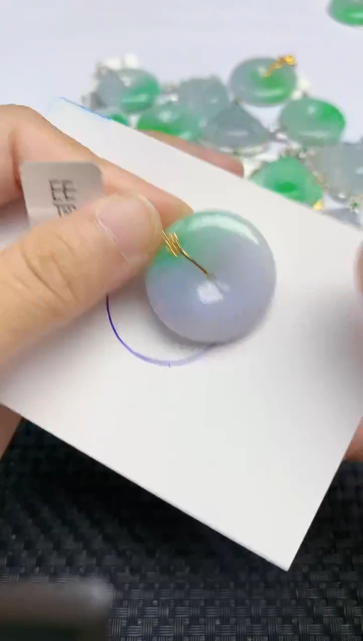 颈饰18K金镶嵌翡翠天然缅甸A货翡翠百元以上9元证书费自理