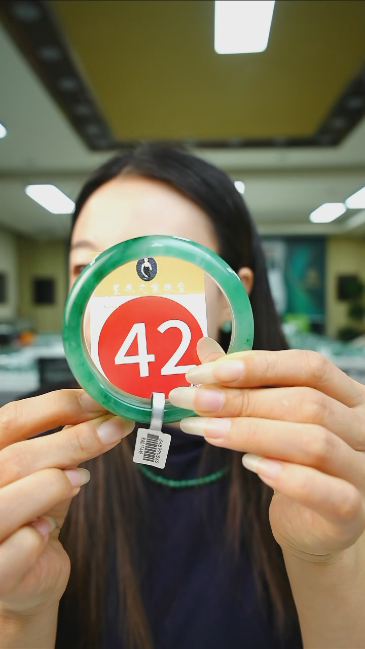 未镶嵌手镯石英质玉62+42