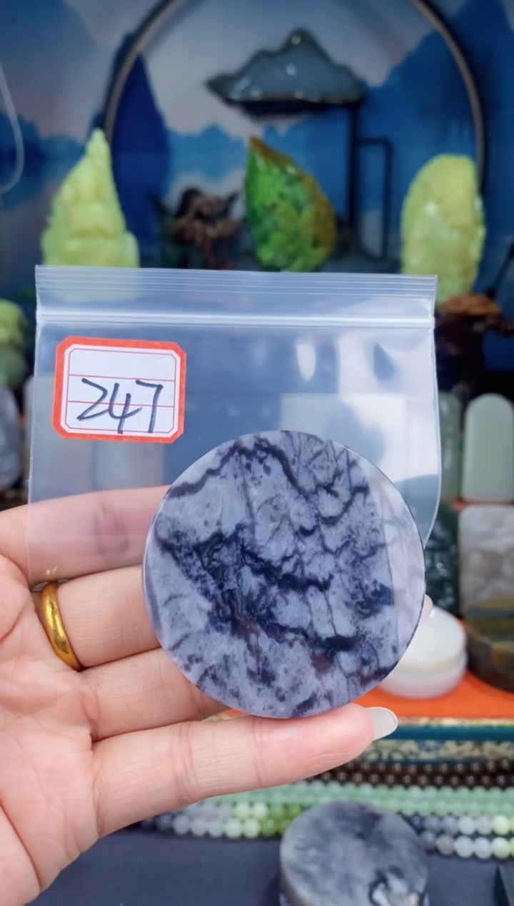 和田玉未镶嵌挂件和田玉