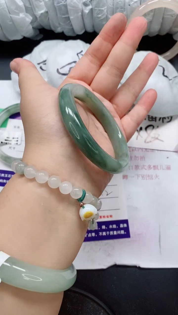 未镶嵌手镯石英质玉42/60-61
