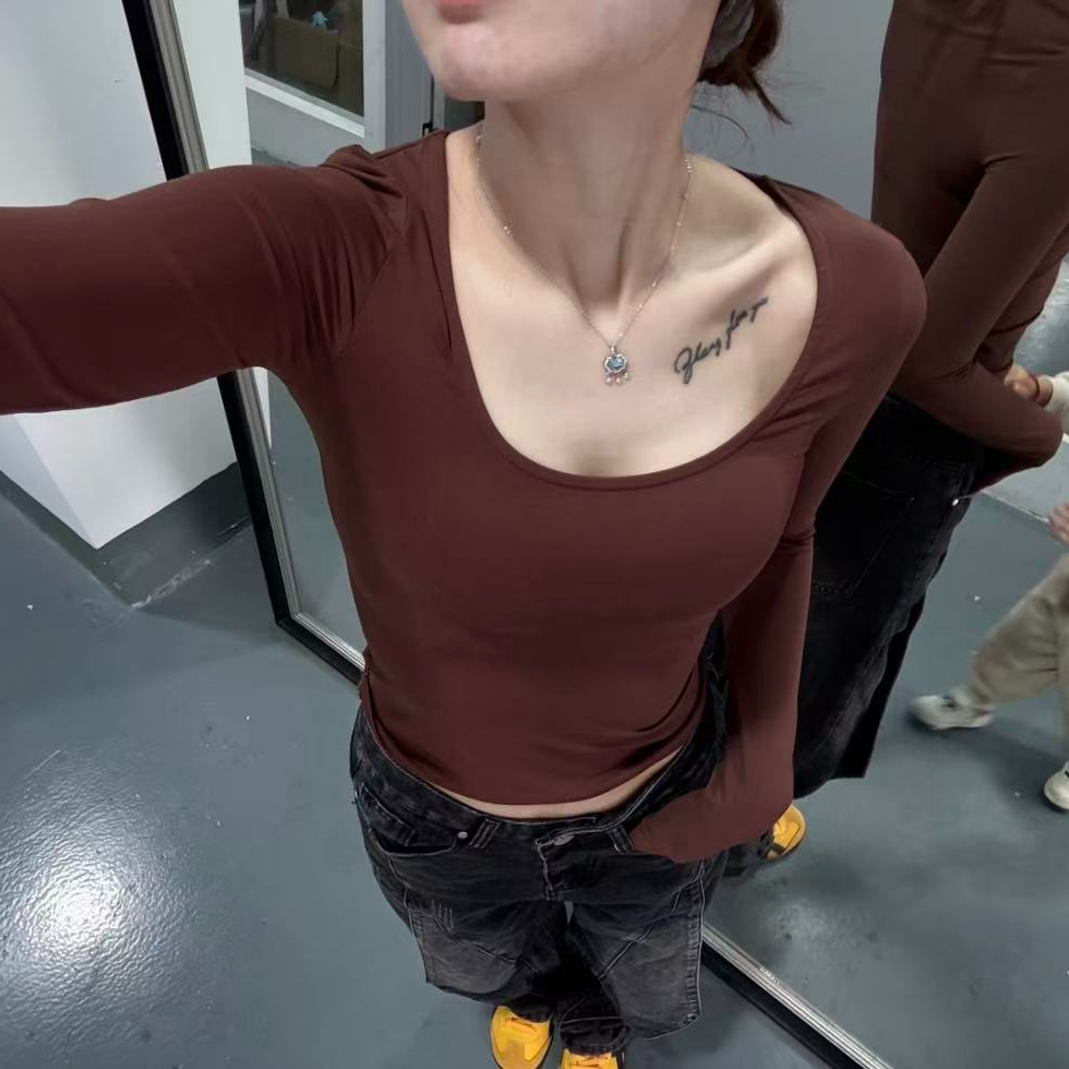 仙女风紧身大U领休闲风长袖T恤时尚辣妹
