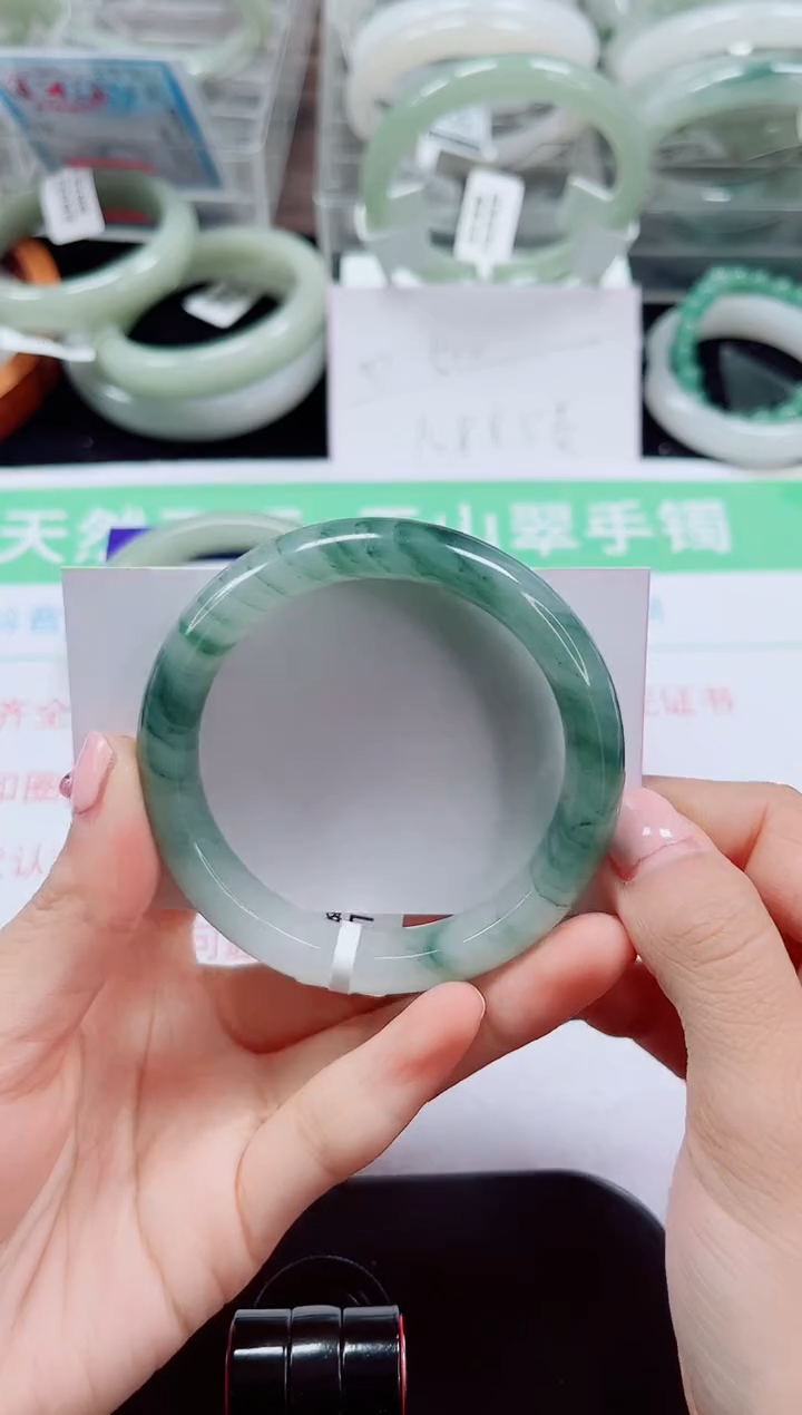 未镶嵌手镯石英质玉192-54/55