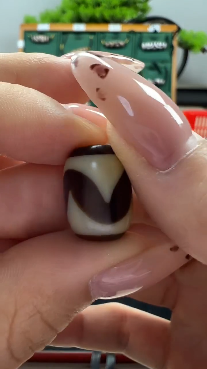 玛瑙/玉髓（覆膜）颈饰未镶嵌159.（微瑕）