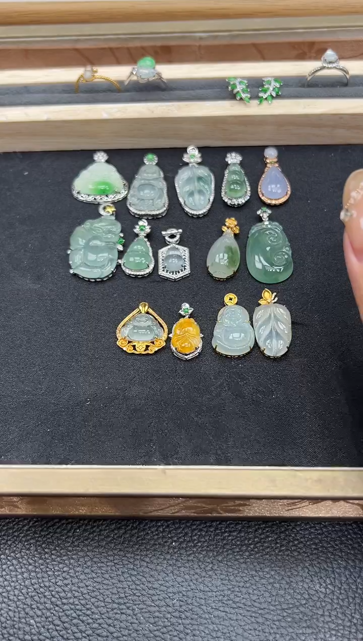 【闪购商品】翡翠吊坠(不含链)18K金镶嵌吊坠勿拍