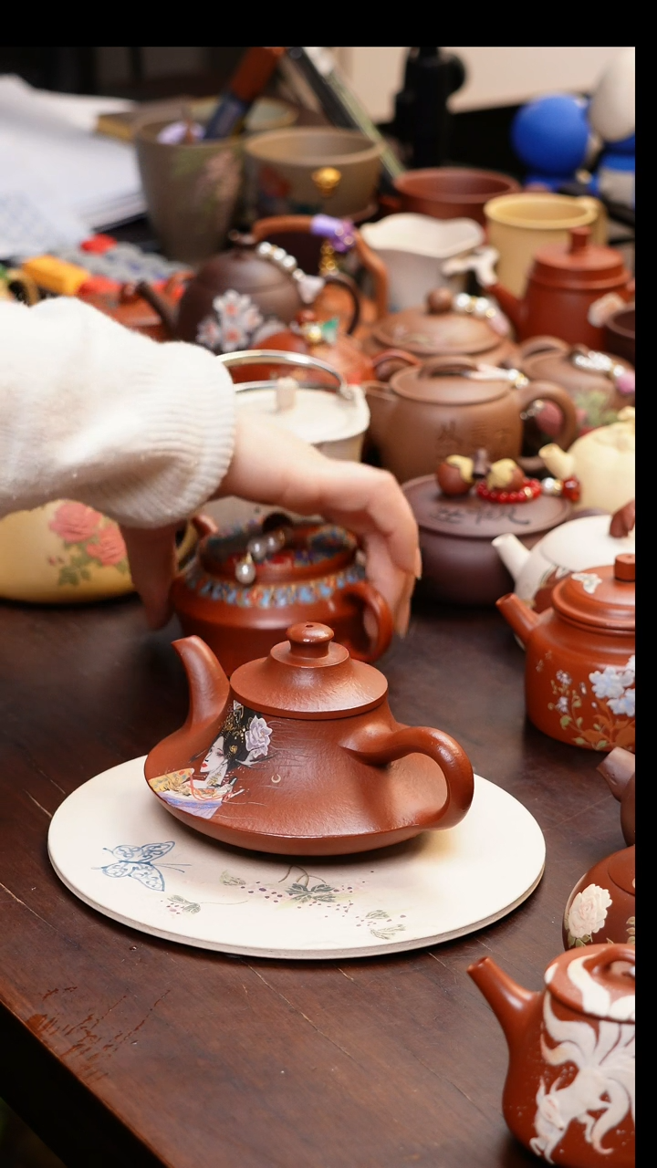 【闪购商品】原矿手工朱妮杯子壶
