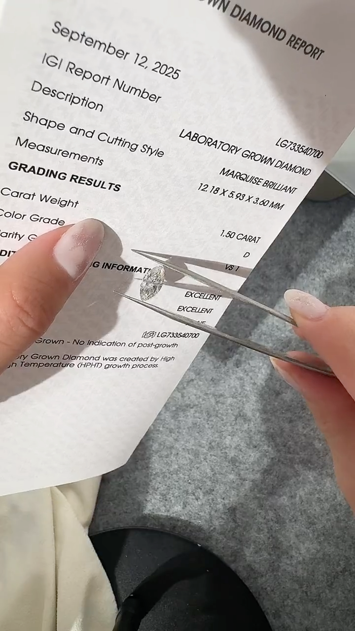 裸石合成钻石马眼 1.5ct D VS1 无改色 igi