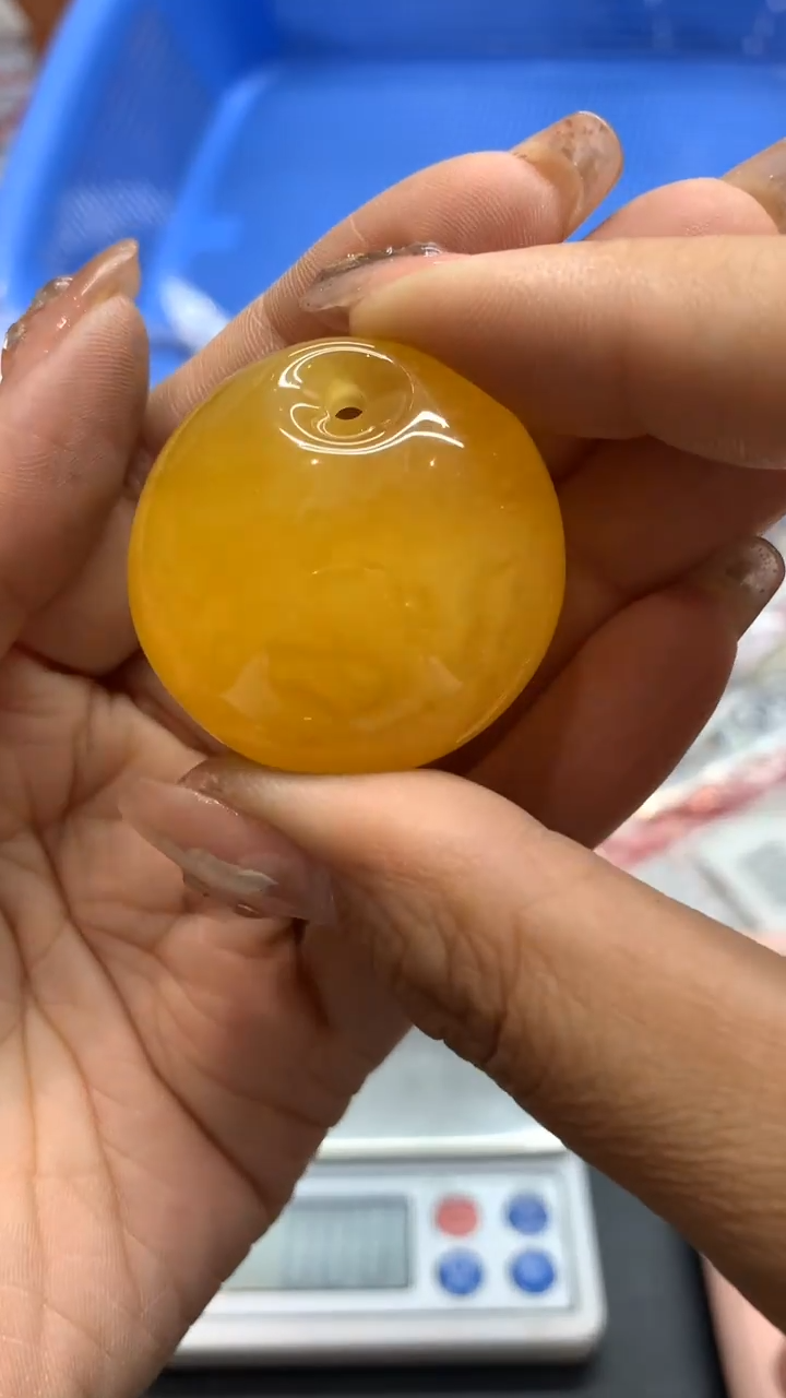 【闪购商品】未镶嵌琥珀珠宝奇石687
