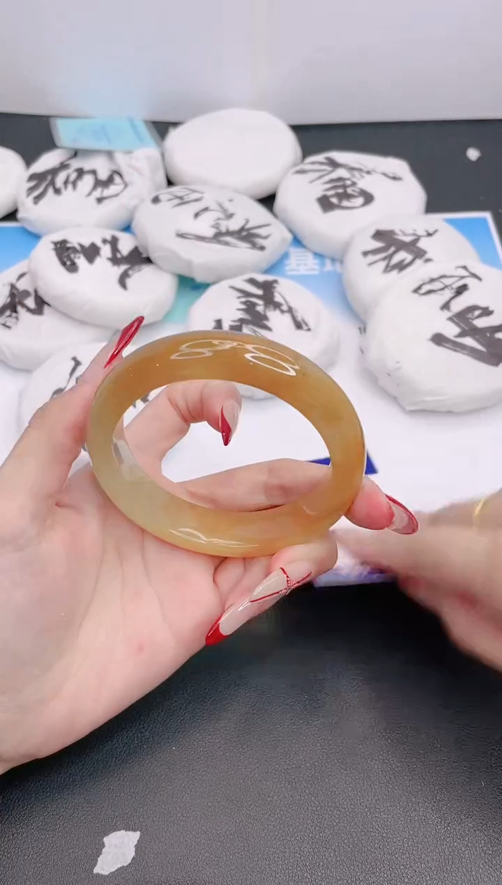 石英质玉手镯未镶嵌3G109-60