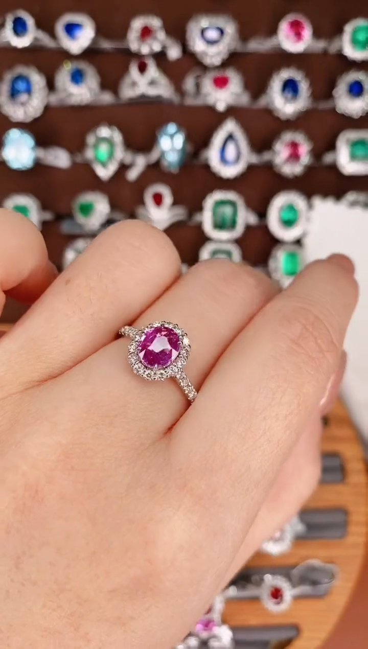 【闪购商品】彩色蓝宝石18K金戒指18K金镶嵌1.1克拉