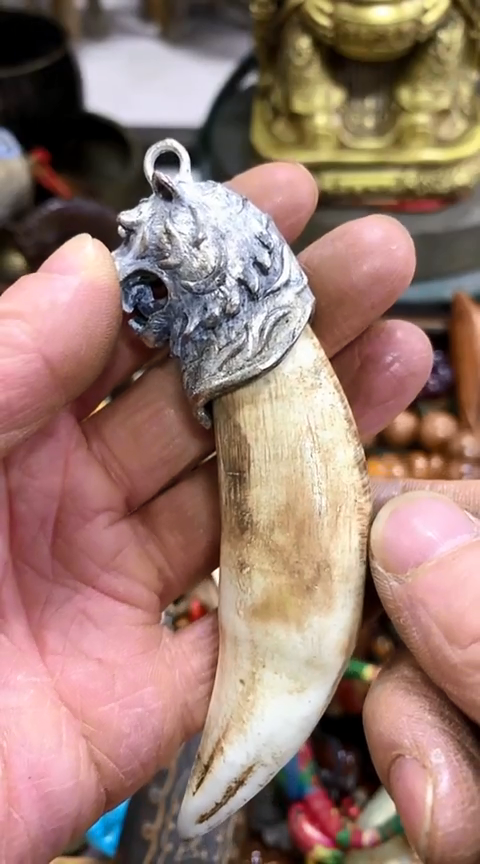 【闪购商品】一物一拍编号虎头把件