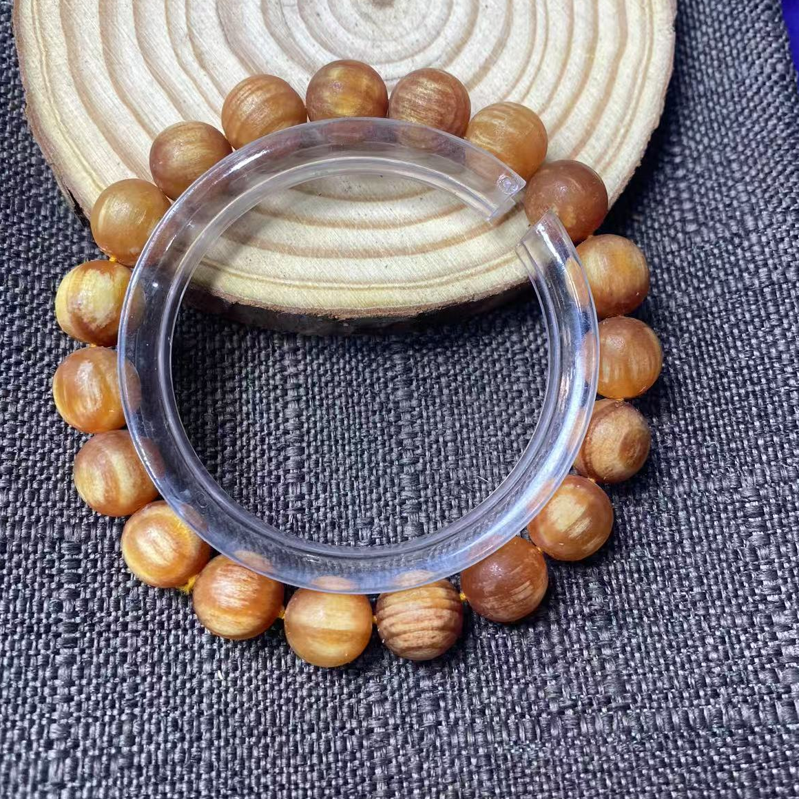 H150 血龙木1.0cm 圆珠 单圈手串