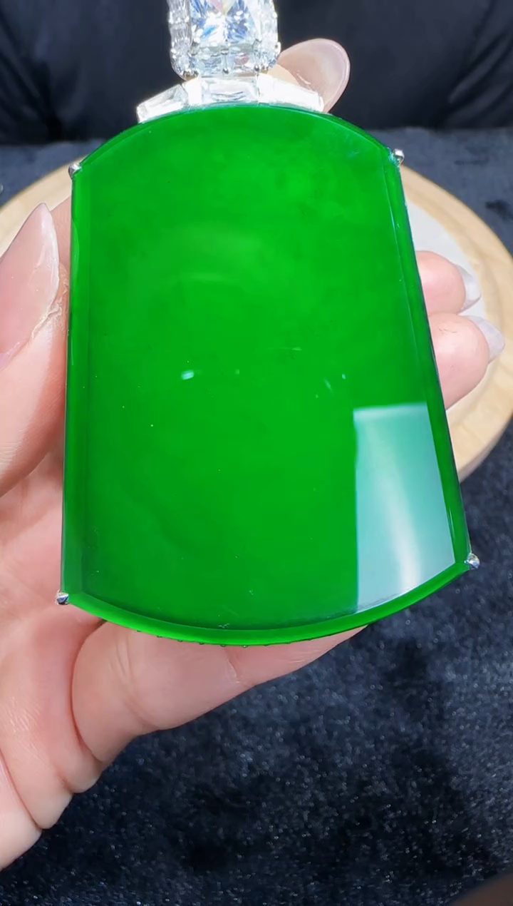 未镶嵌定制翡翠翡翠吊坠97