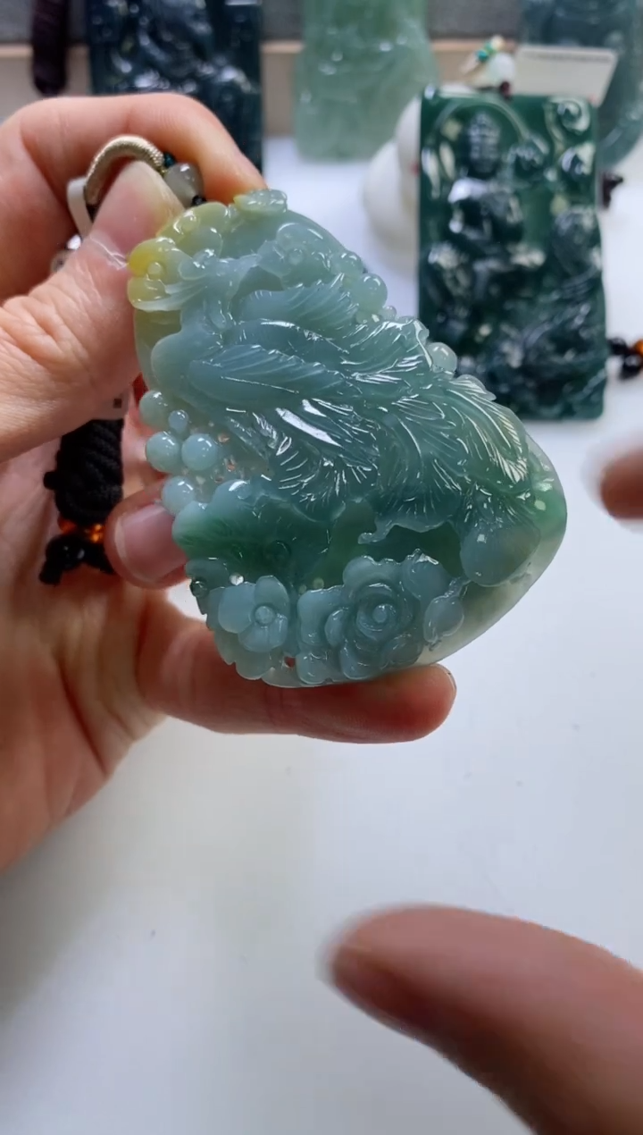 【闪购商品】翡翠挂件未镶嵌          