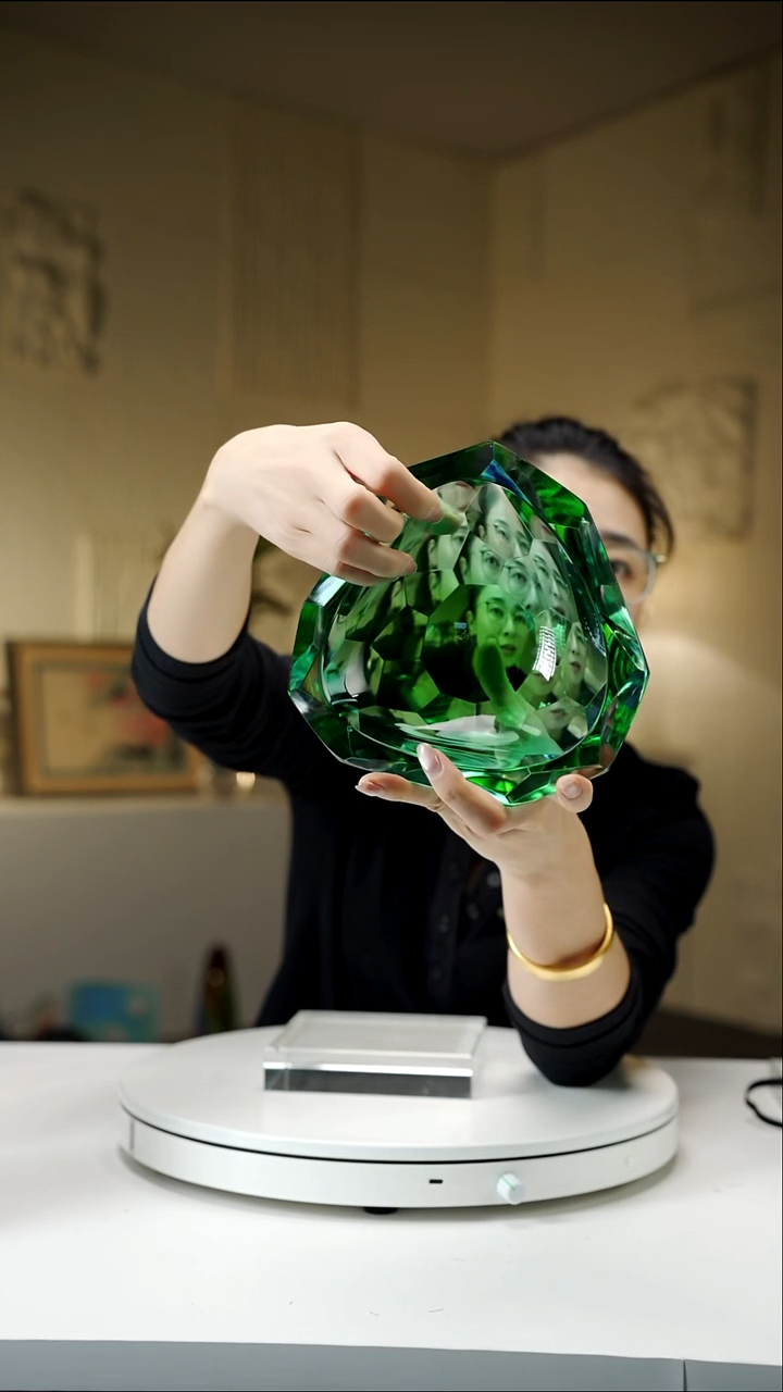 手工艺品琉璃蓝绿色三角果碗微瑕