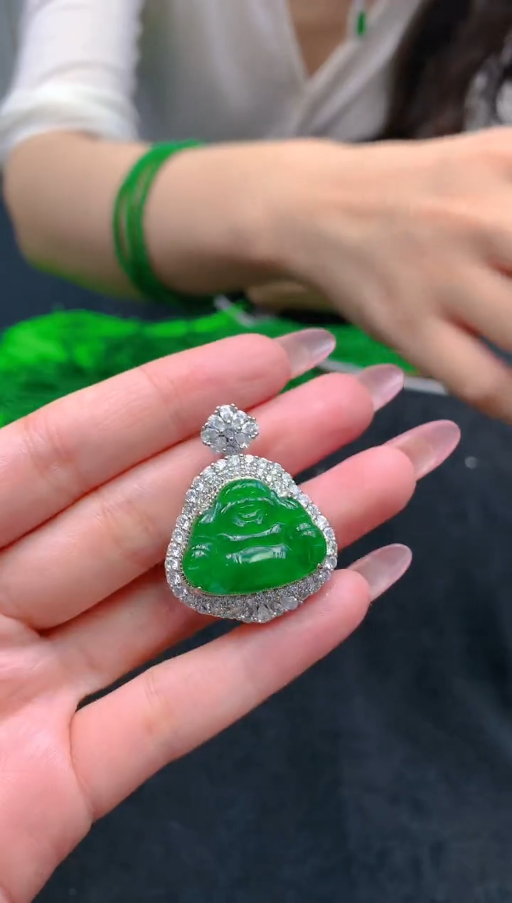 翡翠未镶嵌颈饰天然A货翡翠