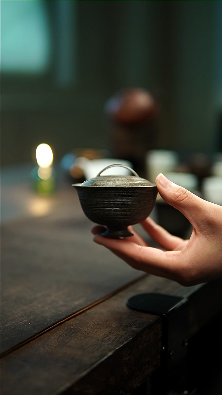【闪购商品】卢阳草木灰釉高足盖碗