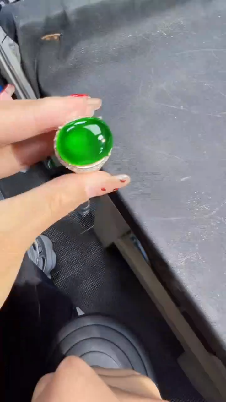 【闪购商品】定制翡翠未镶嵌蛋面1