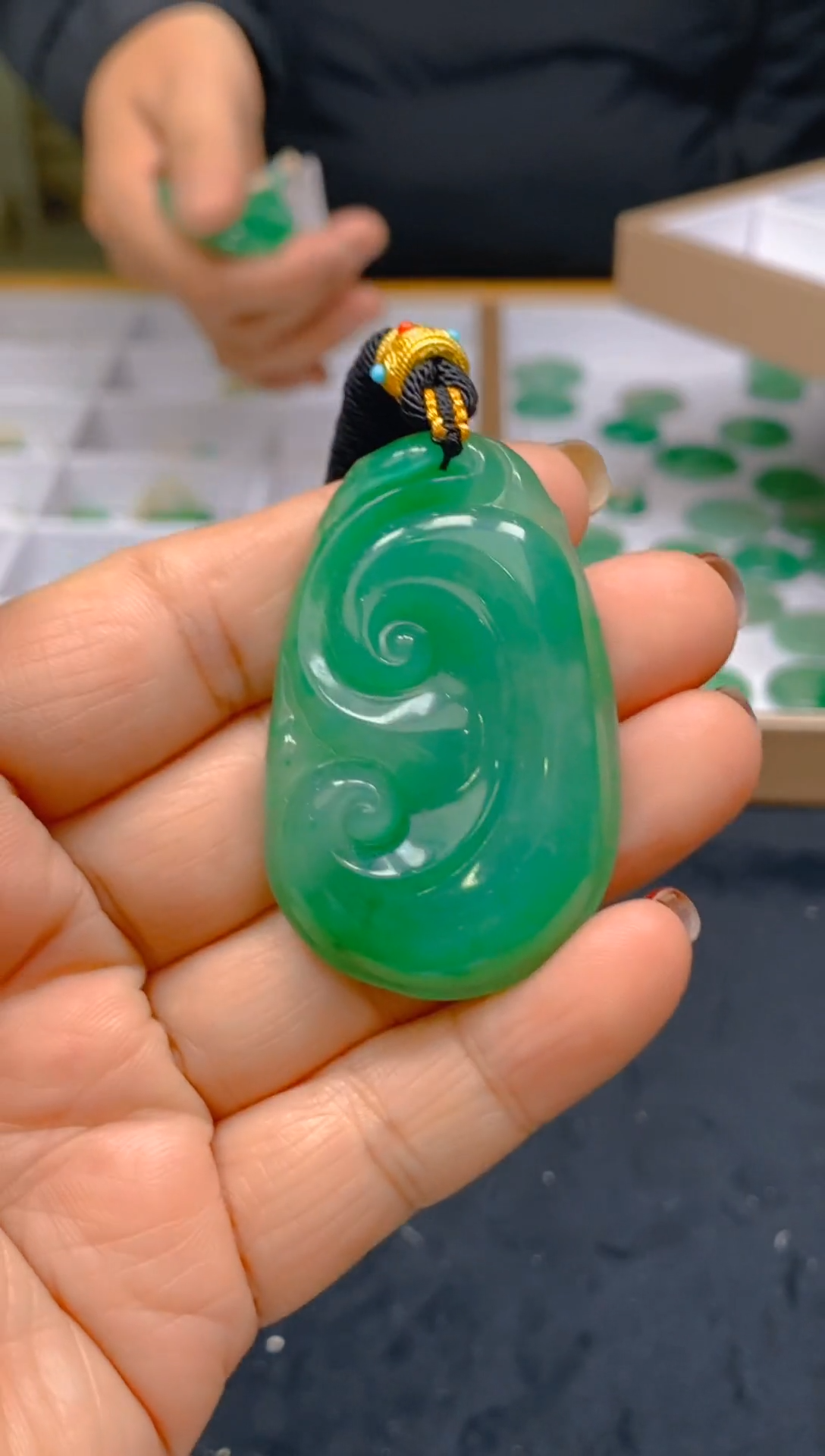 【闪购商品】石英质玉颈饰未镶嵌冰美人非洲翠，假一罚四025