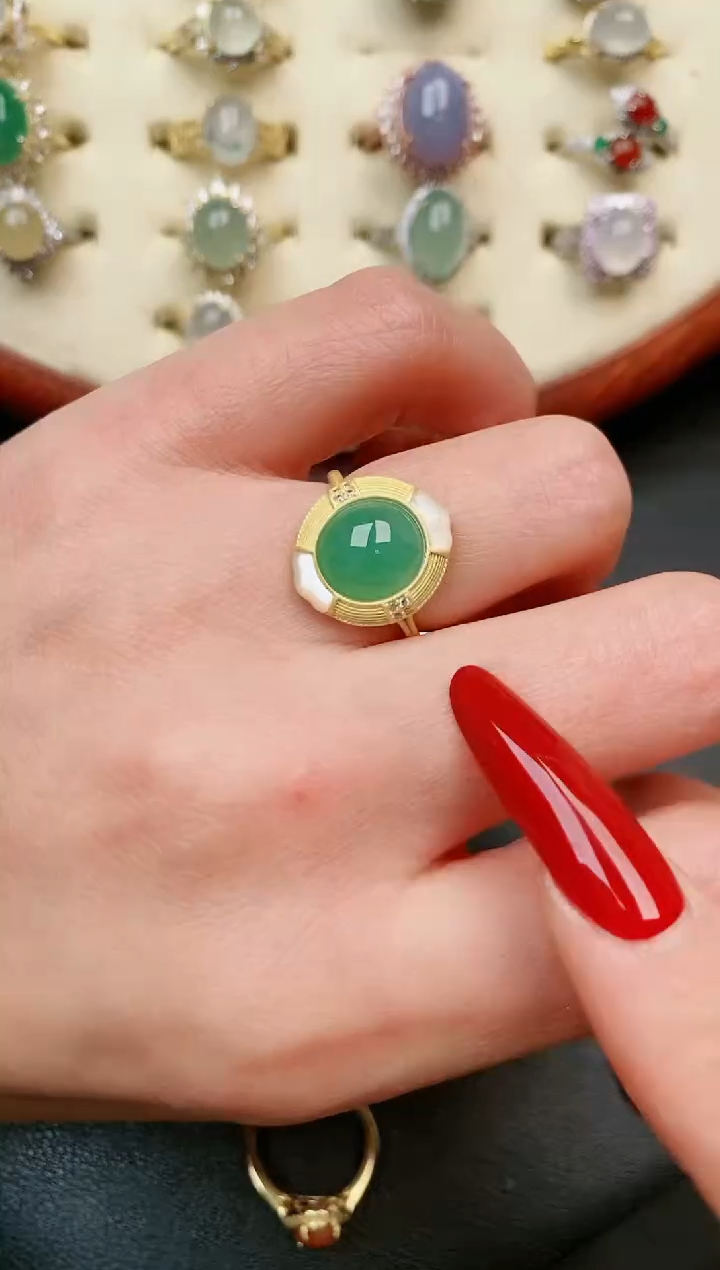 【闪购商品】翡翠戒指银S925镶嵌....