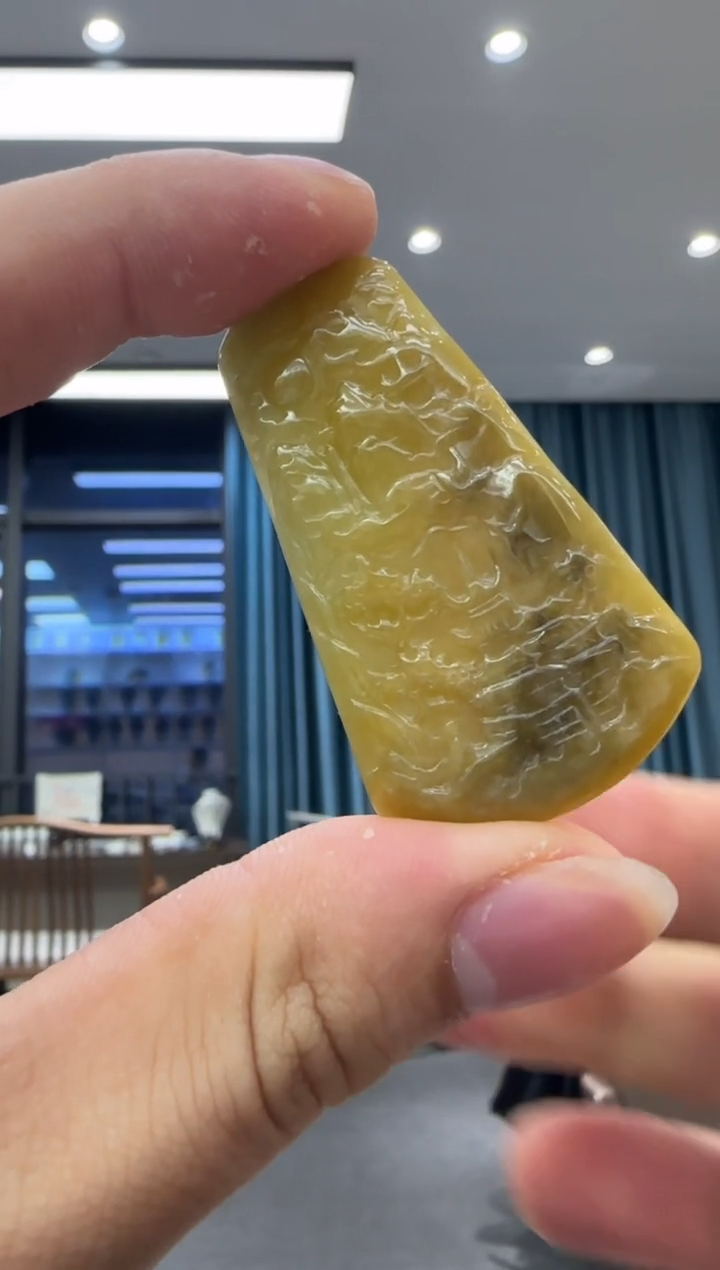 颈饰未镶嵌翡翠天然翡翠A货孤品一件 