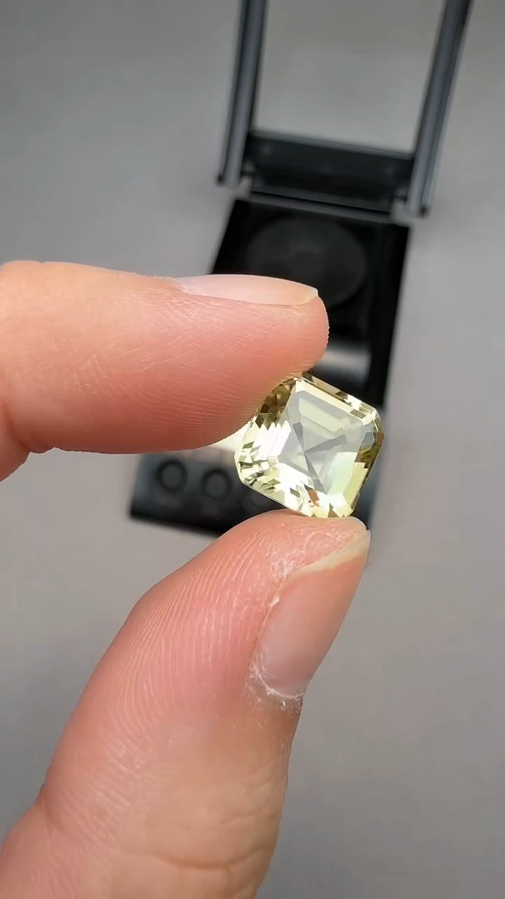 【闪购商品】水晶柠檬晶未镶嵌4ct-A406-1p