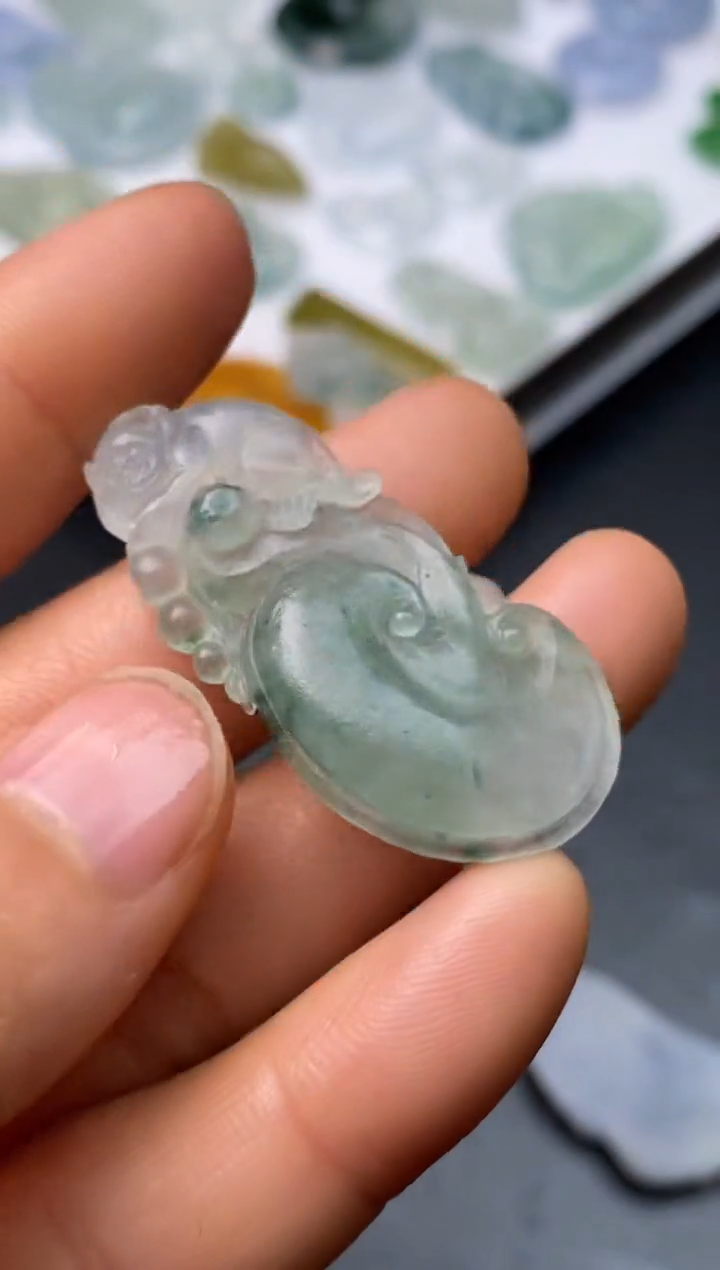 【闪购商品】定制翡翠未镶嵌翡翠毛货~