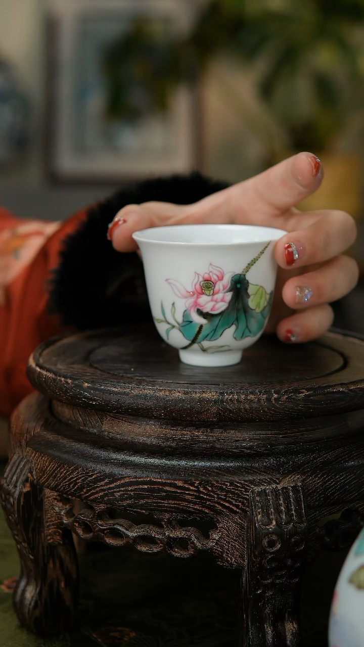 【闪购商品】020国企好瓷推荐粉彩荷花铃铛杯