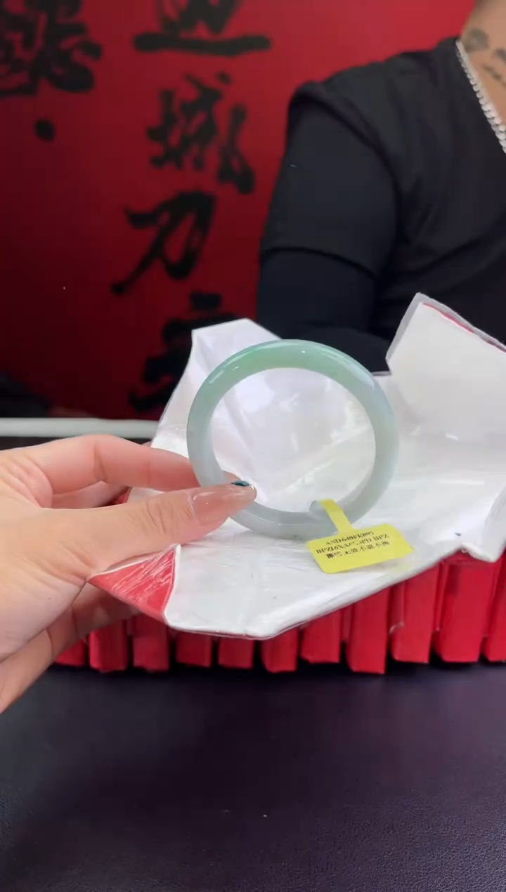 【闪购商品】翡翠未镶嵌手镯2翡翠手镯