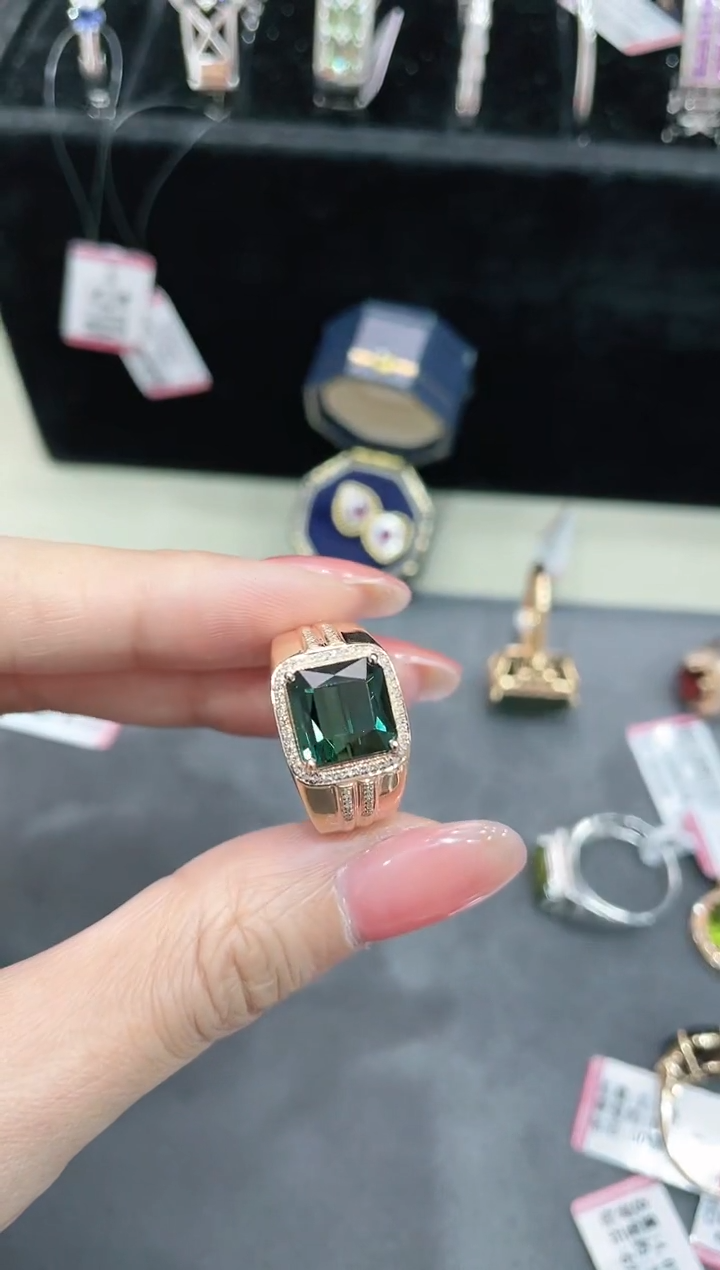 【闪购商品】碧玺戒指18K金镶嵌·