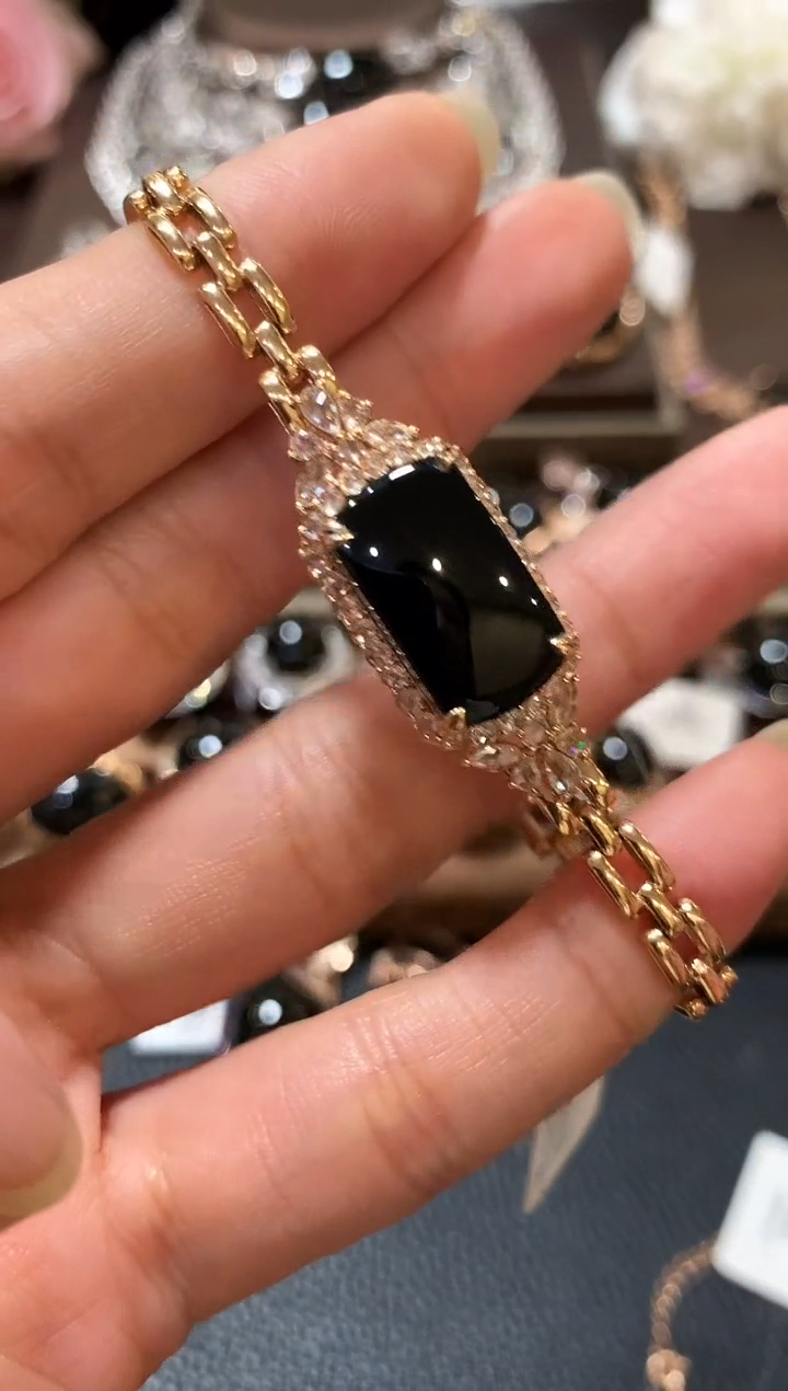 18K金镶嵌手链翡翠m61  