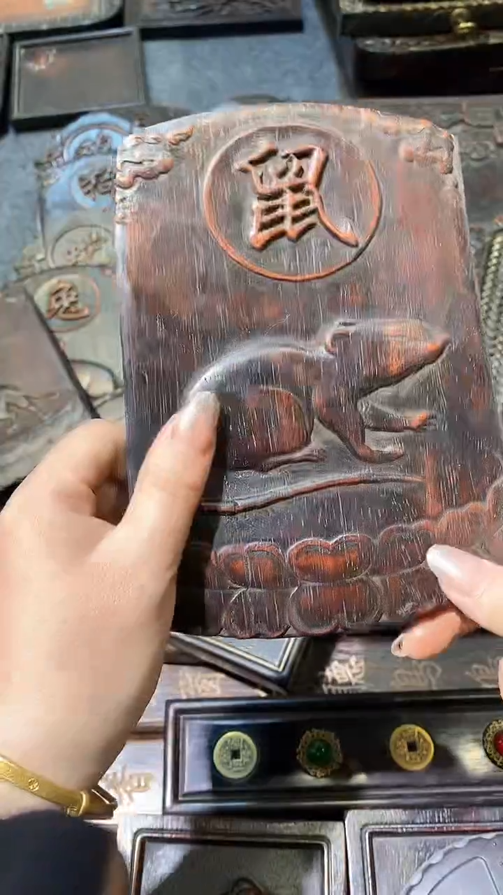 木紫檀雕刻板一物一拍以直播间为准