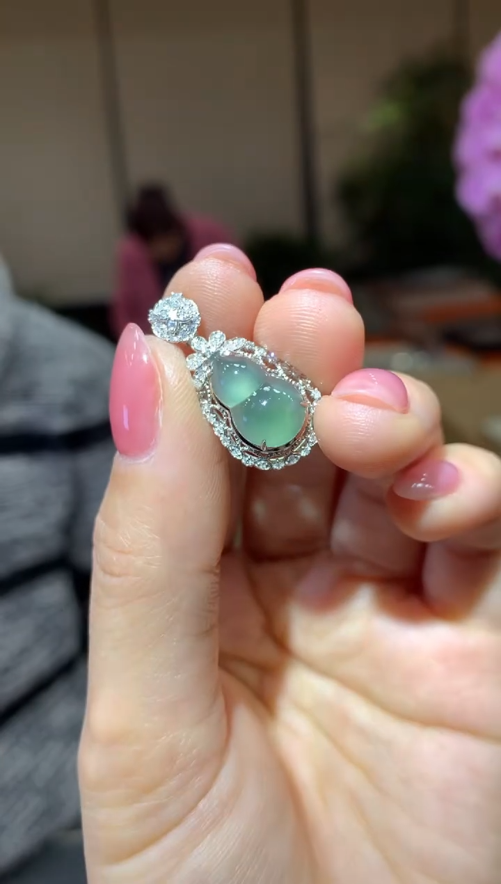 【闪购商品】翡翠颈饰18K金镶嵌|不退不换