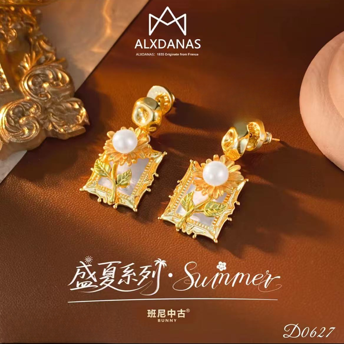 铜合金耳饰 1694---法★【梦境太阳】夏K爱丽丝限定 耳环