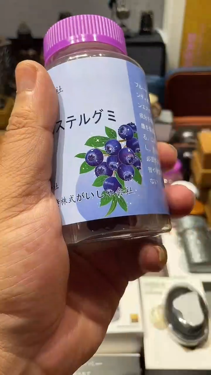 瓷片闪购商品 如图所示