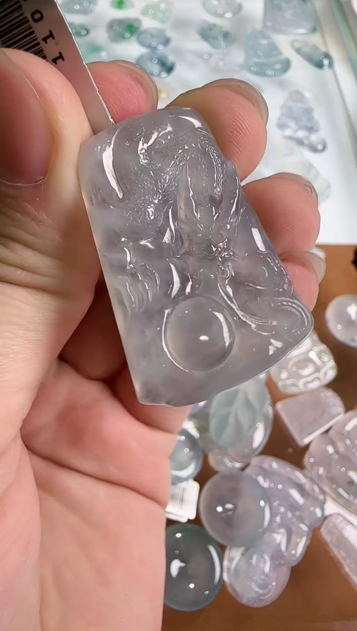 【闪购商品】翡翠吊坠(不含链)未镶嵌··