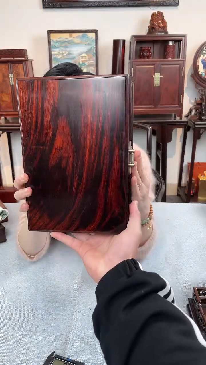 【闪购商品】红酸枝木类成套家具首饰盒