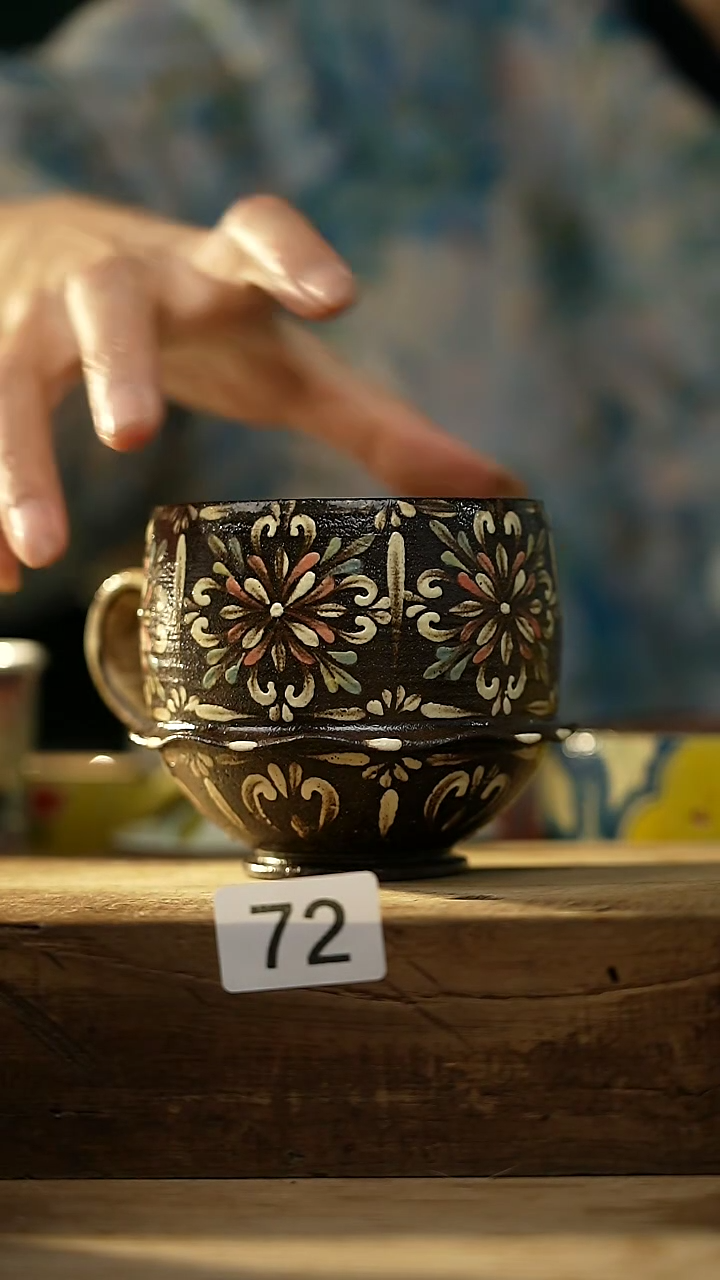 【闪购商品】瓷片新品！设计师款手绘/咖啡杯 听歌