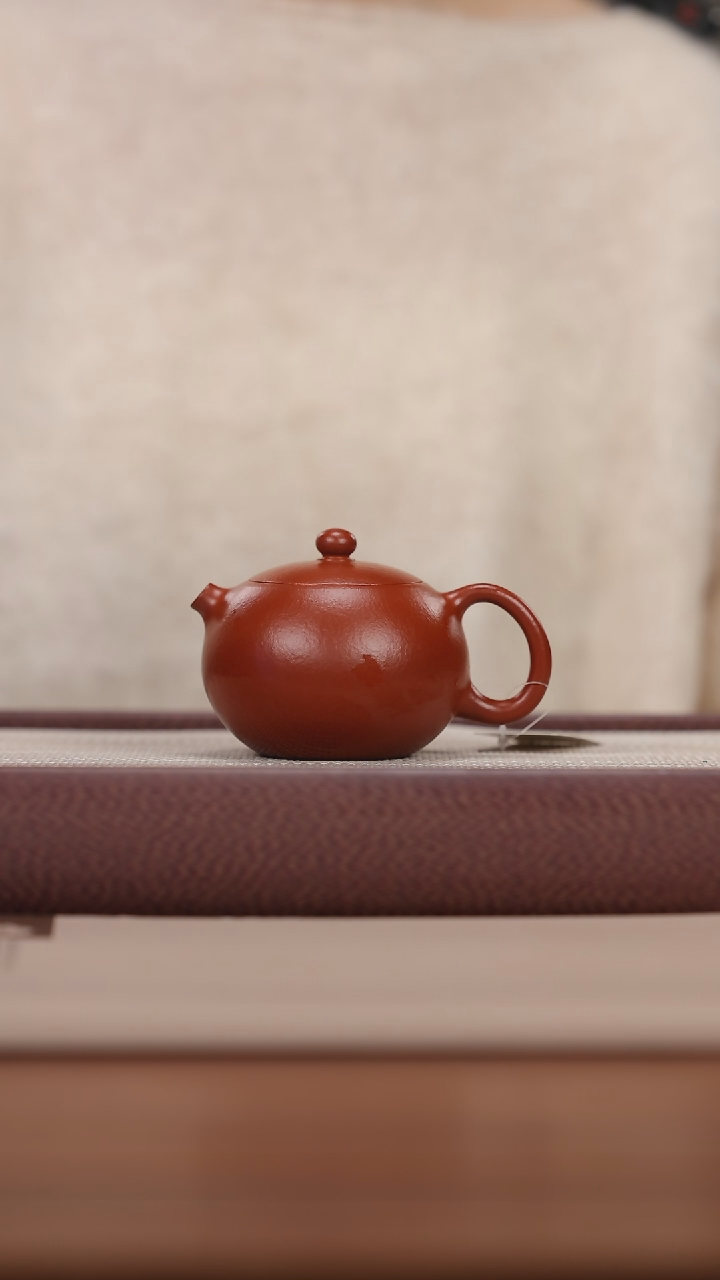 【闪购商品】紫砂茶壶yly大红袍 西施 200cc