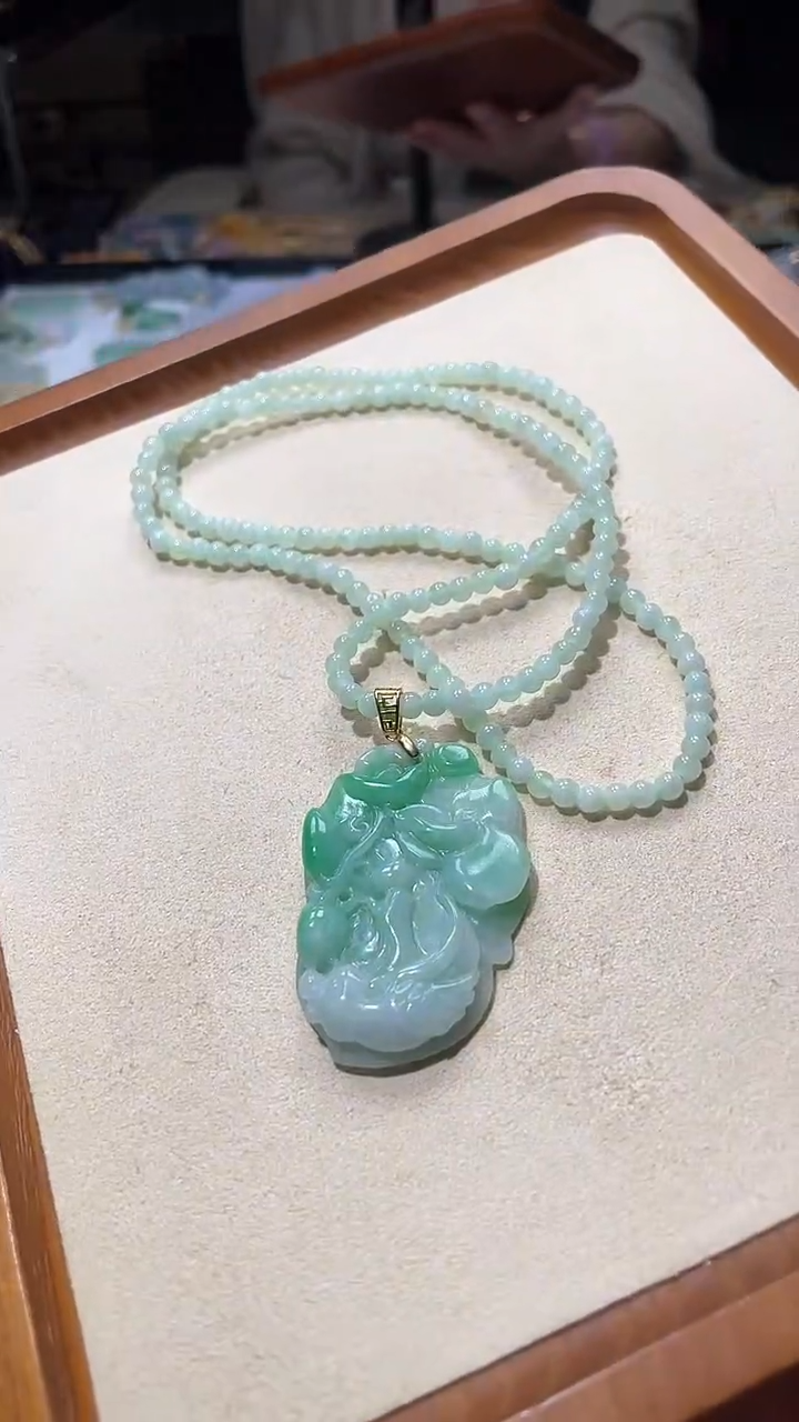 【闪购商品】翡翠颈饰未镶嵌吊坠