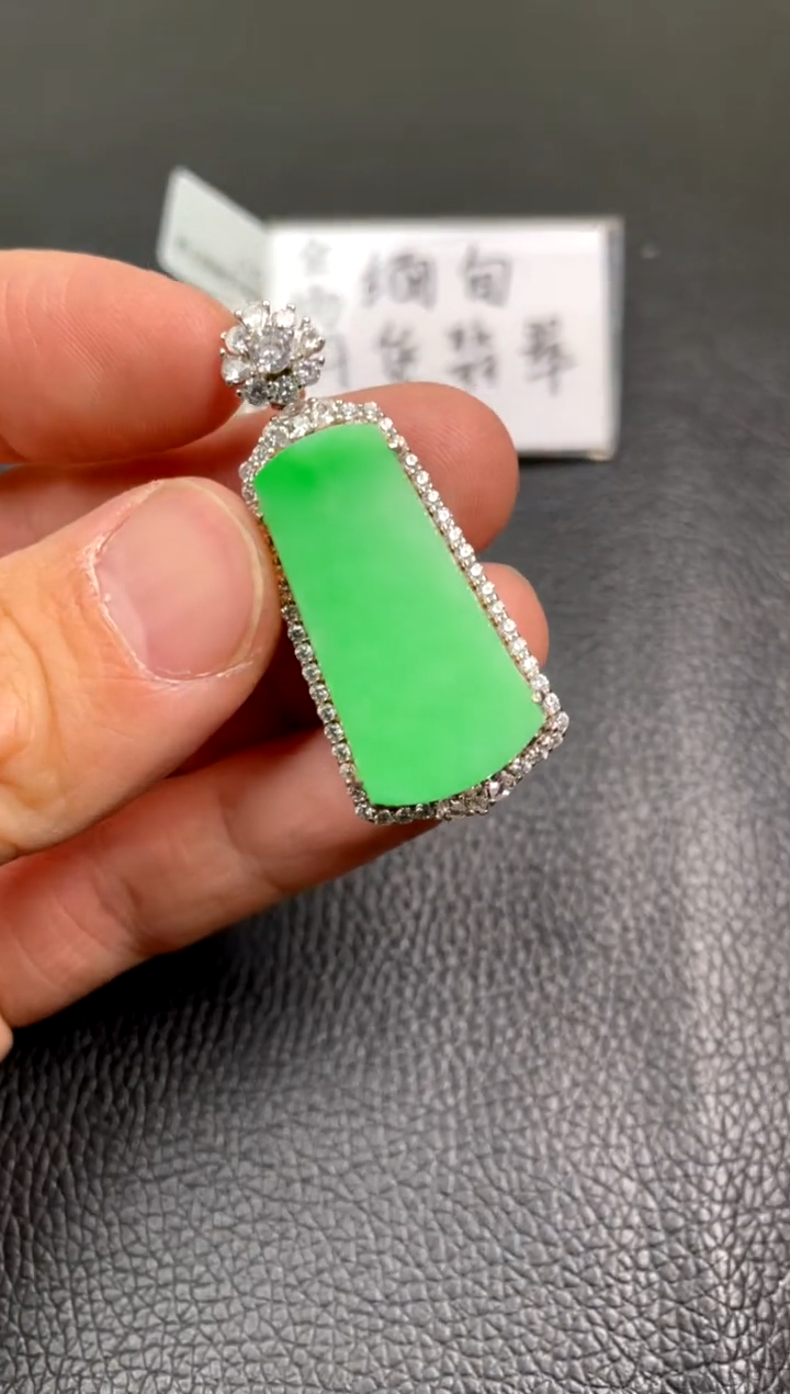 【闪购商品】翡翠吊坠(不含链)银S925镶嵌吊坠