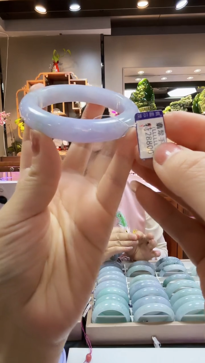 【闪购商品】翡翠颈饰未镶嵌手镯57.5