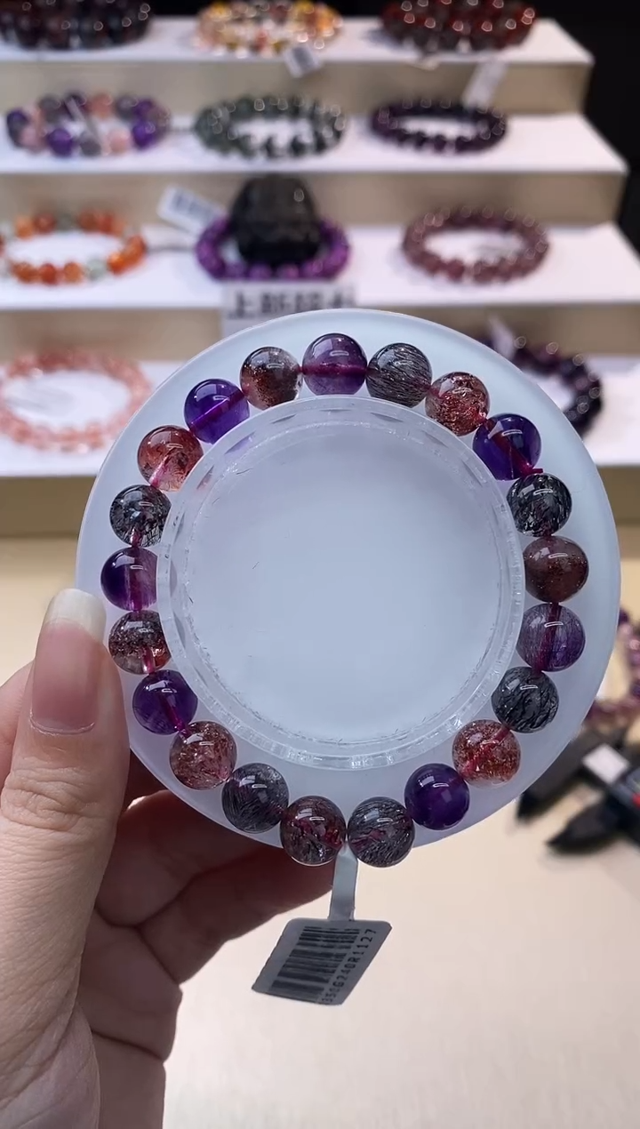 【闪购商品】水晶手链未镶嵌黑加仑超七9m+
