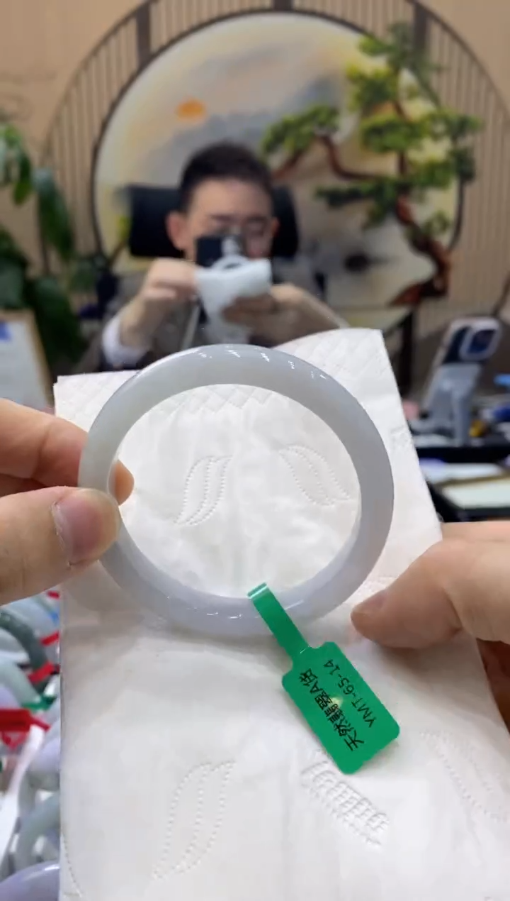 【闪购商品】翡翠手镯未镶嵌00002355