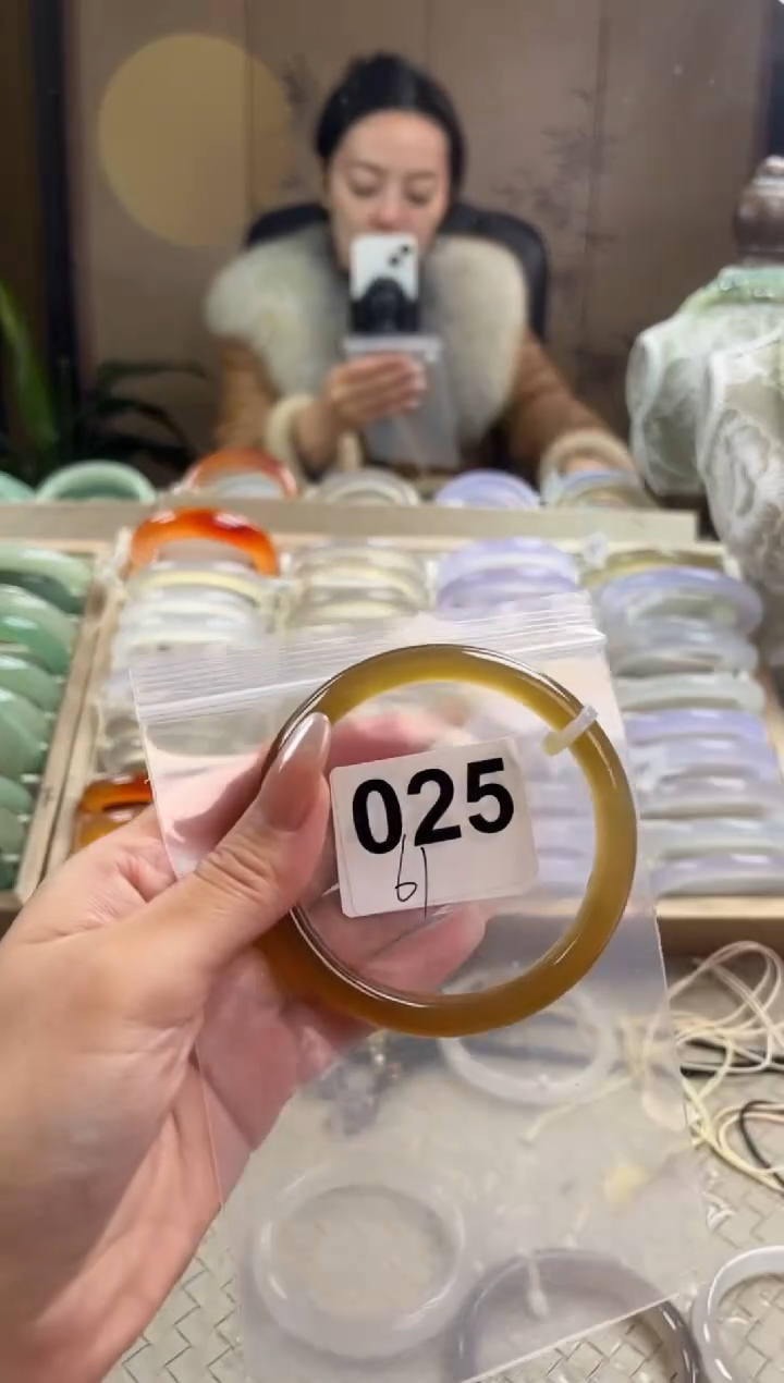 手镯玛瑙/玉髓未镶嵌025