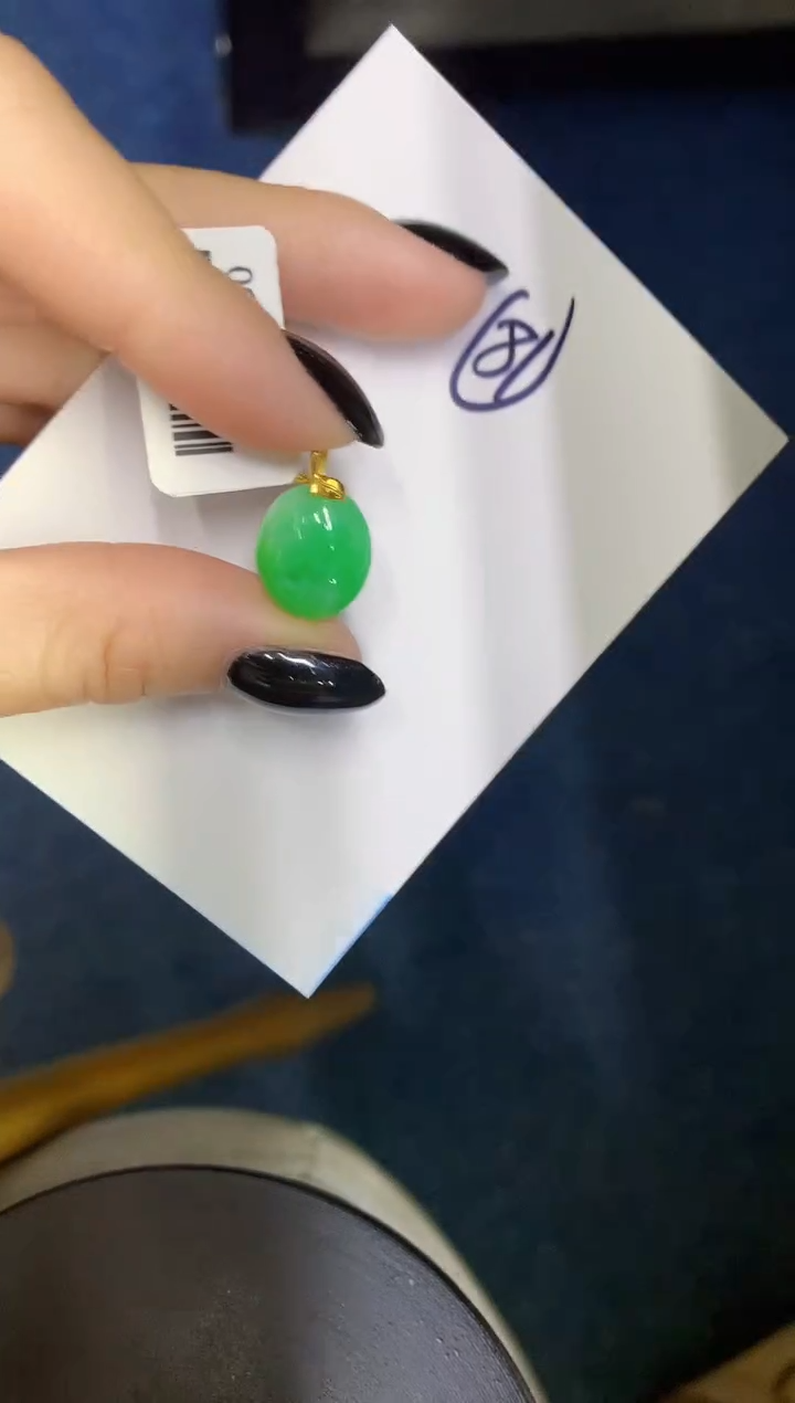 【闪购商品】翡翠颈饰18K金镶嵌00000000000
