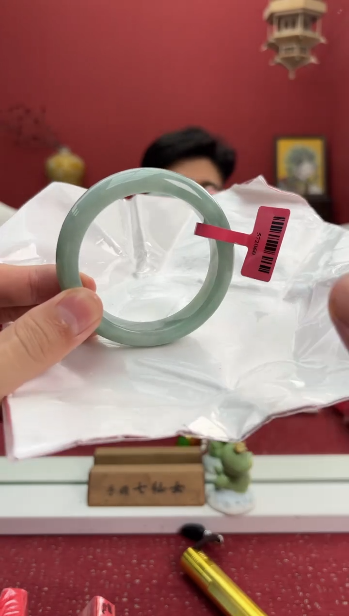 【闪购商品】翡翠手镯未镶嵌11手镯