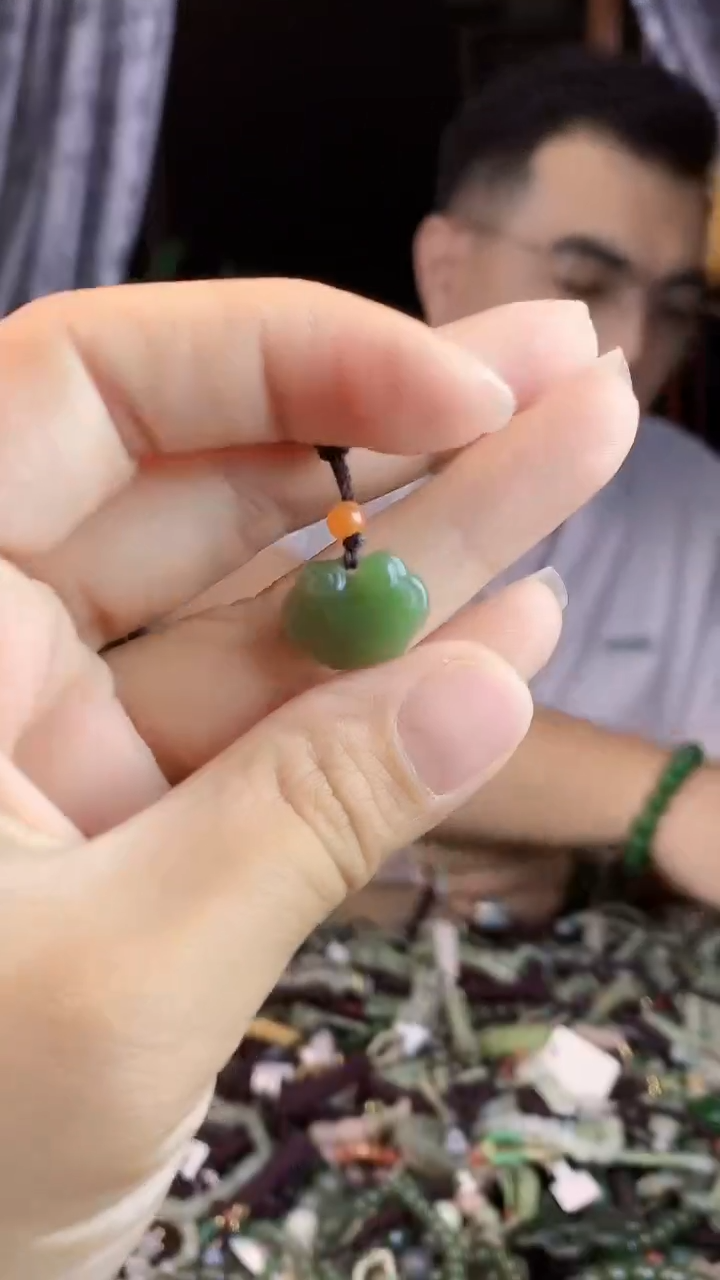 和田玉未镶嵌挂件多样性发货拍一发一