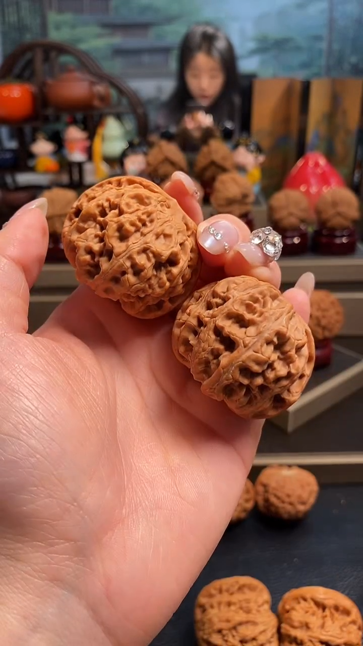 【闪购商品】文玩核桃吊坠K54苹果园42