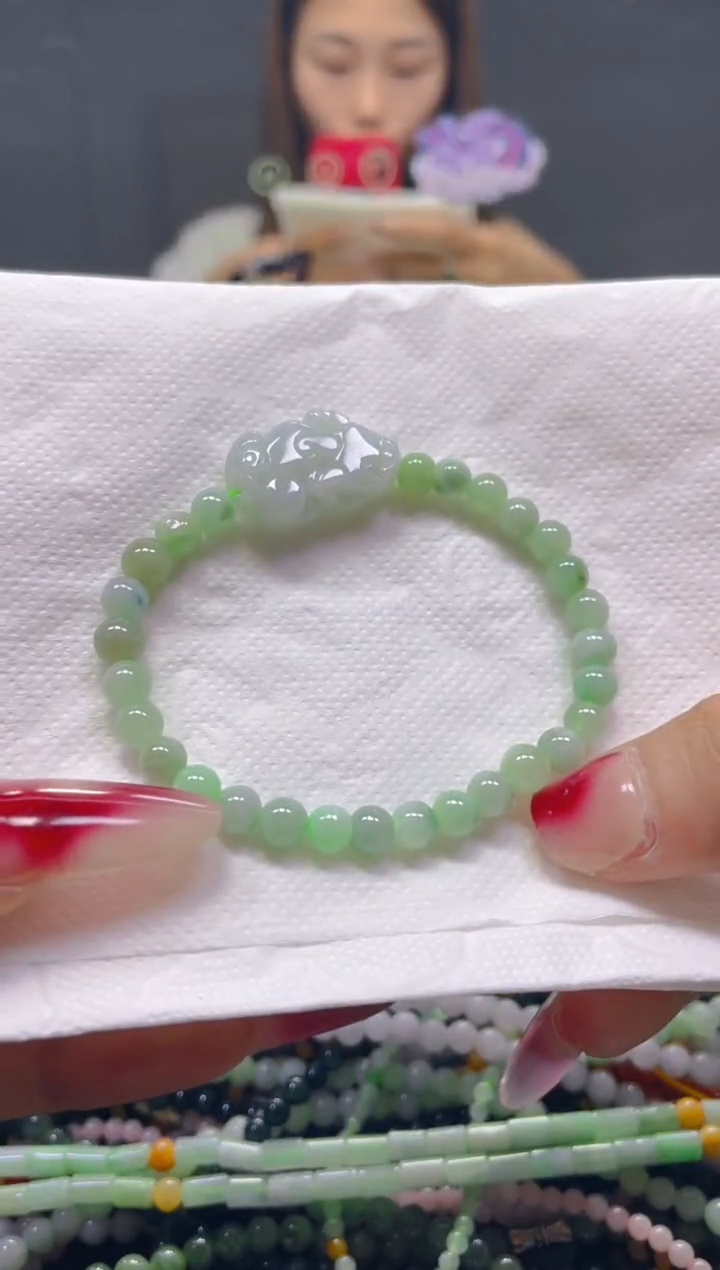 颈饰未镶嵌翡翠6MM/V/翡翠A货，一件也是批发价